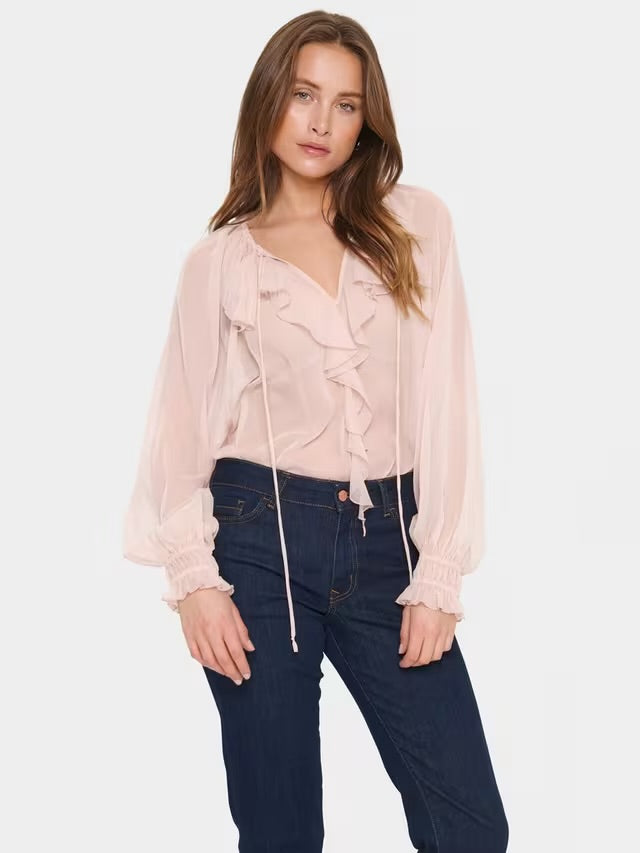 Lazie Blouse
