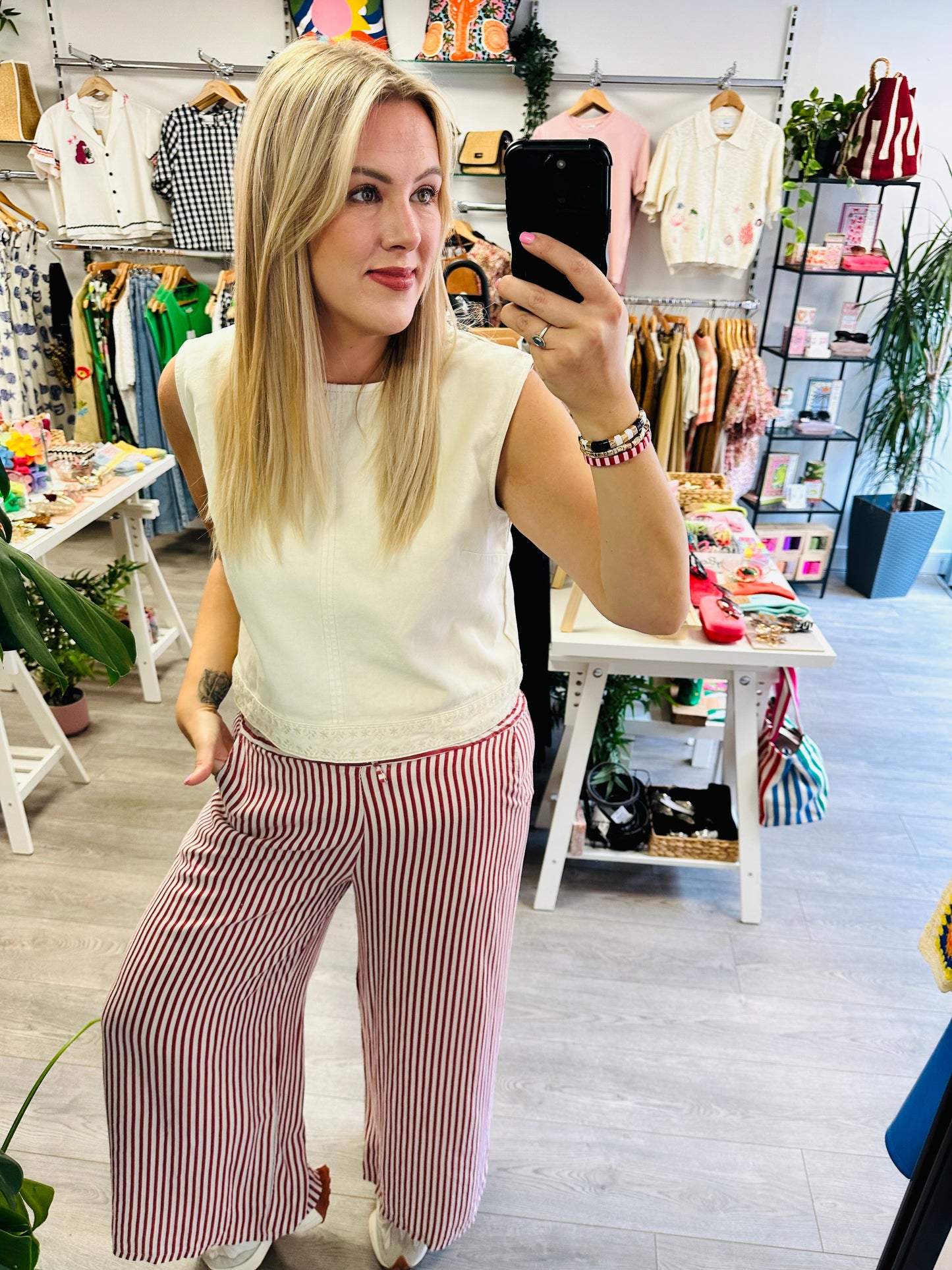 Ziggy Burgundy/ Cream