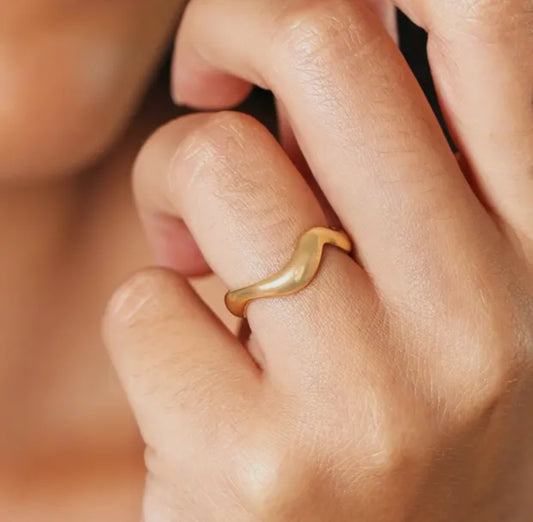 Wave Ring Gold