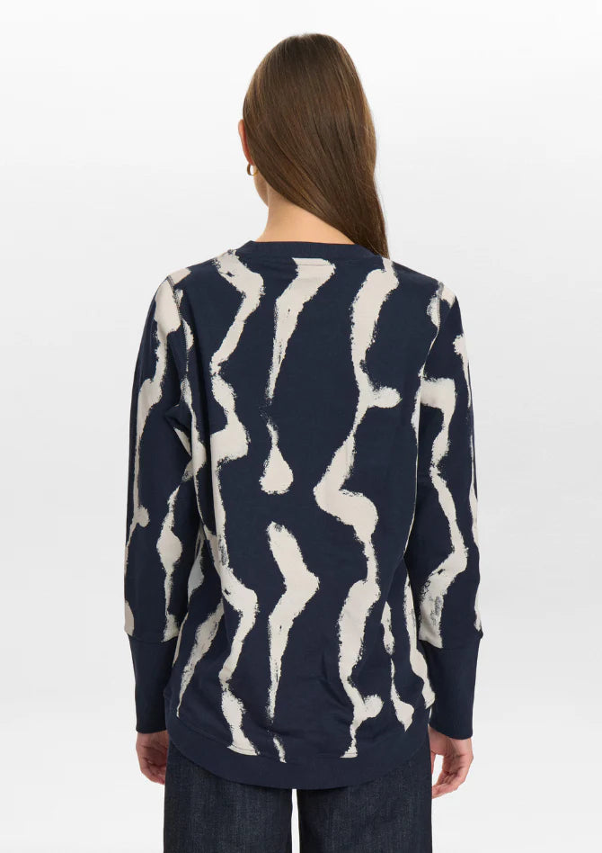 Nikola Pristine sweater