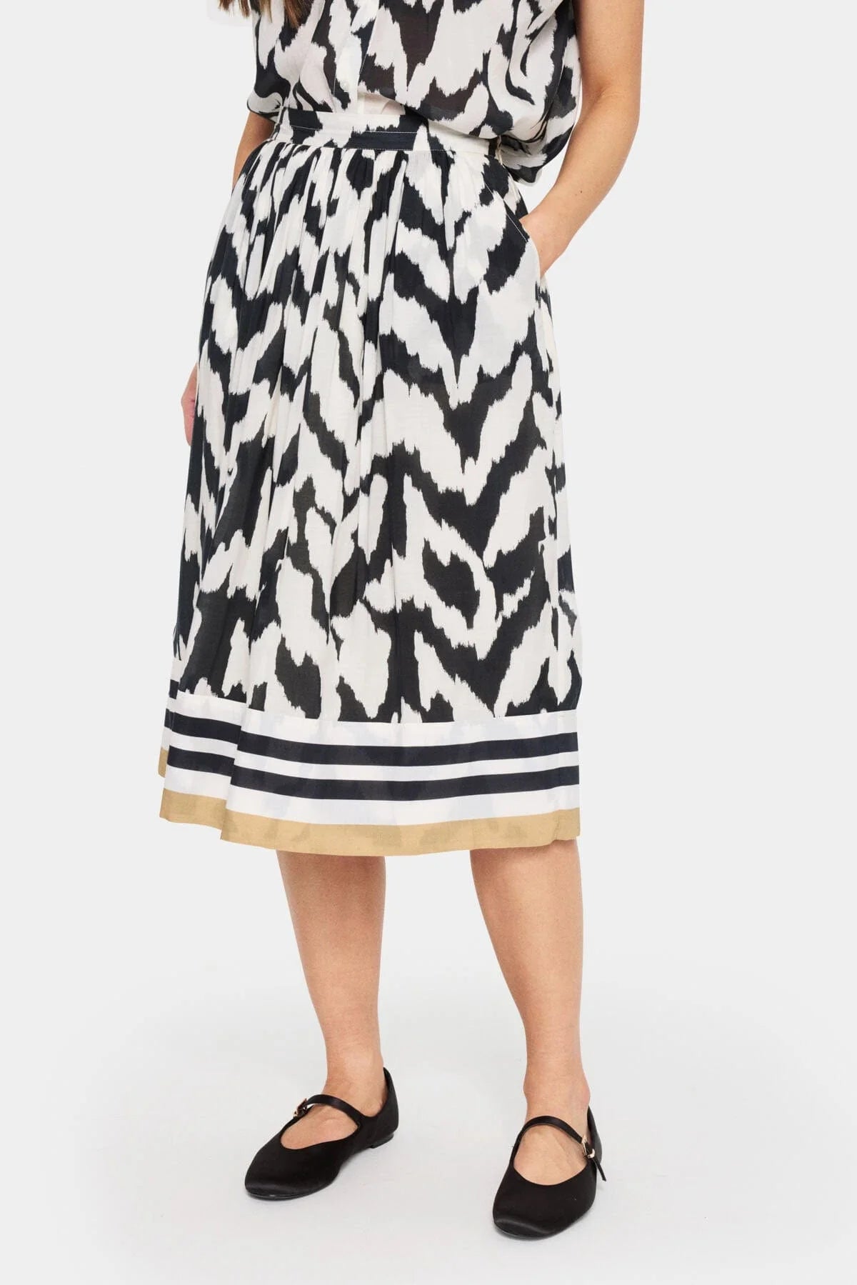 Kelsie Skirt