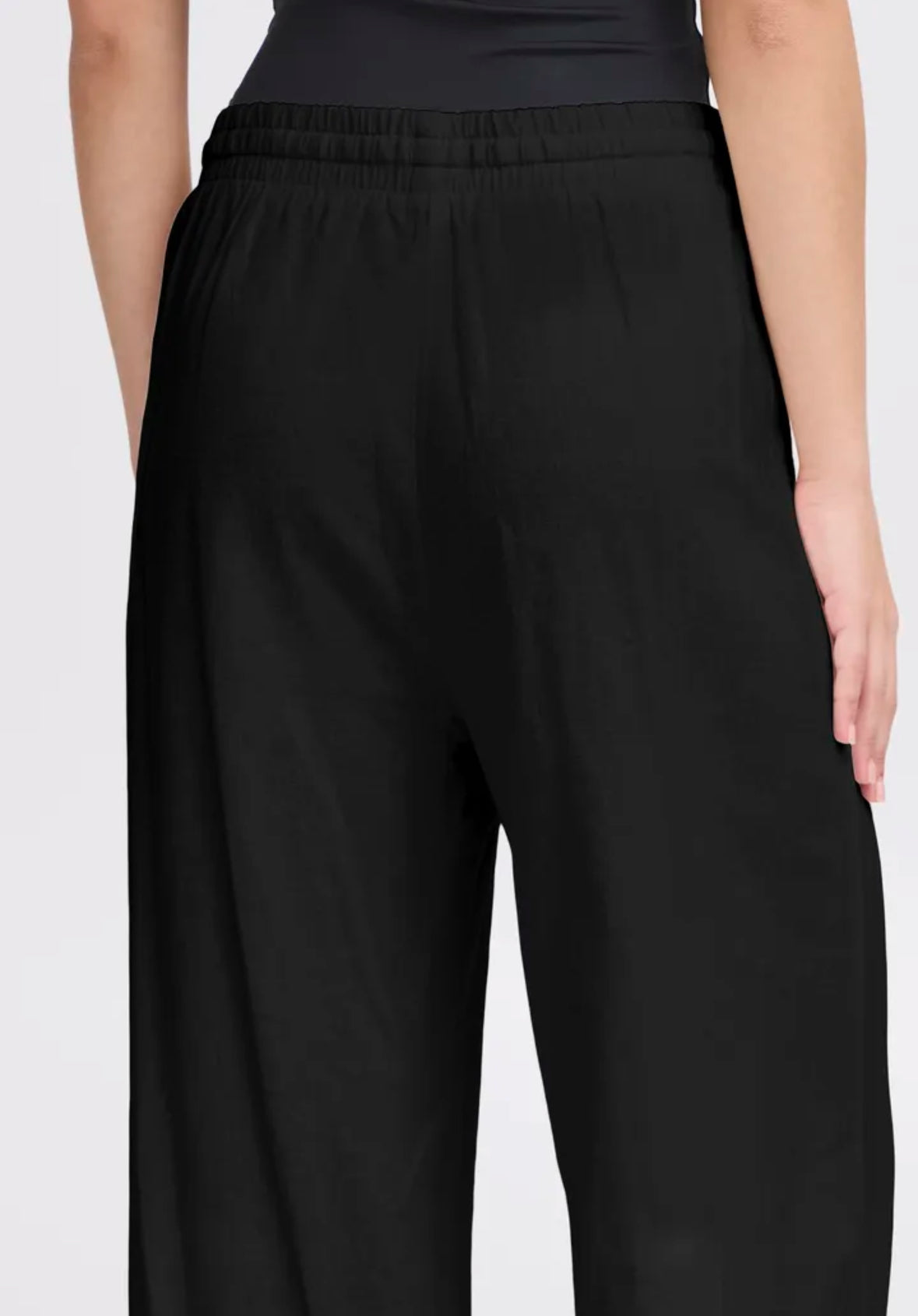Linno Pants Black