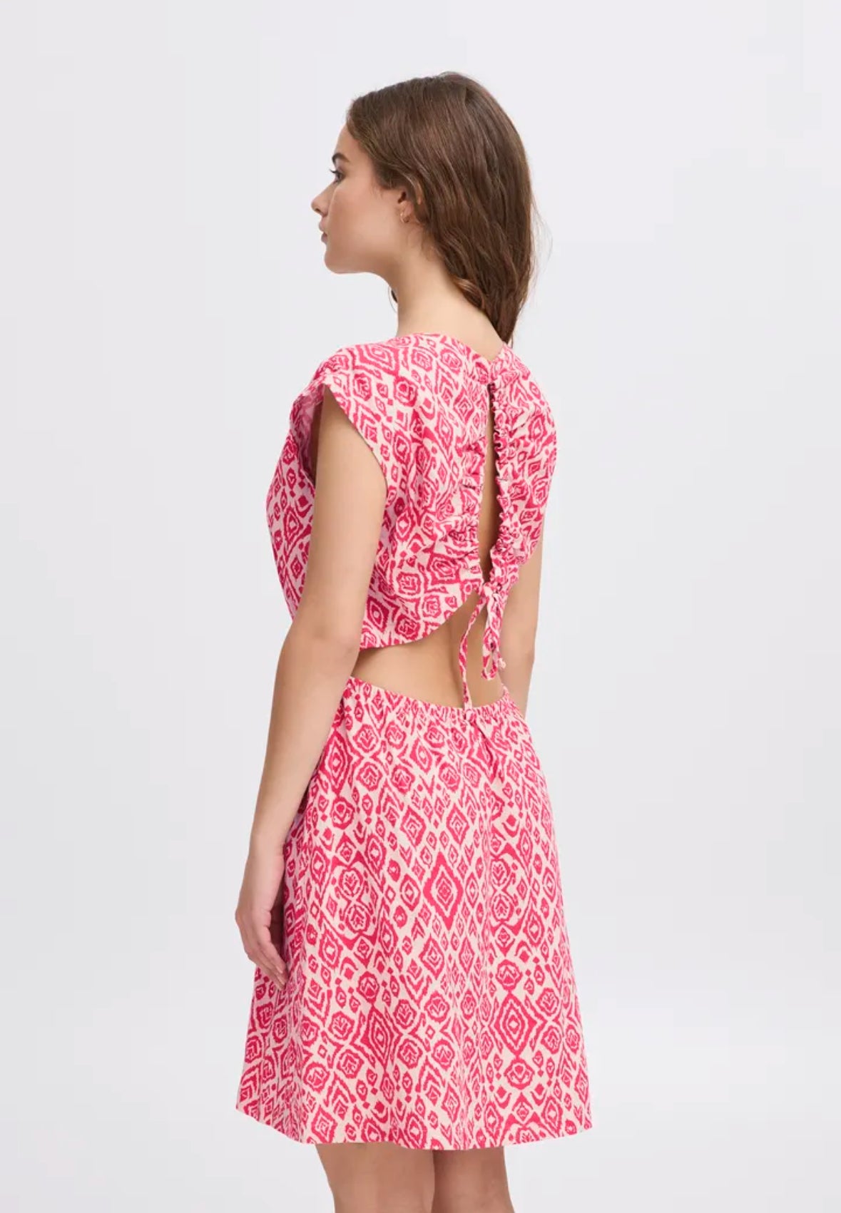 Linno Dress