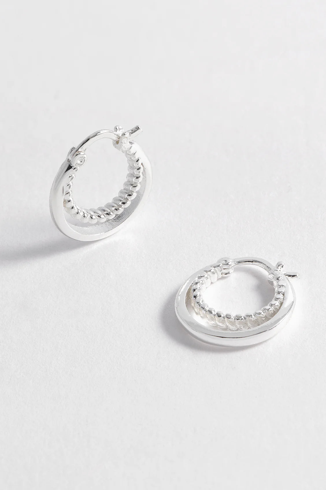 Twisted Double Hoops