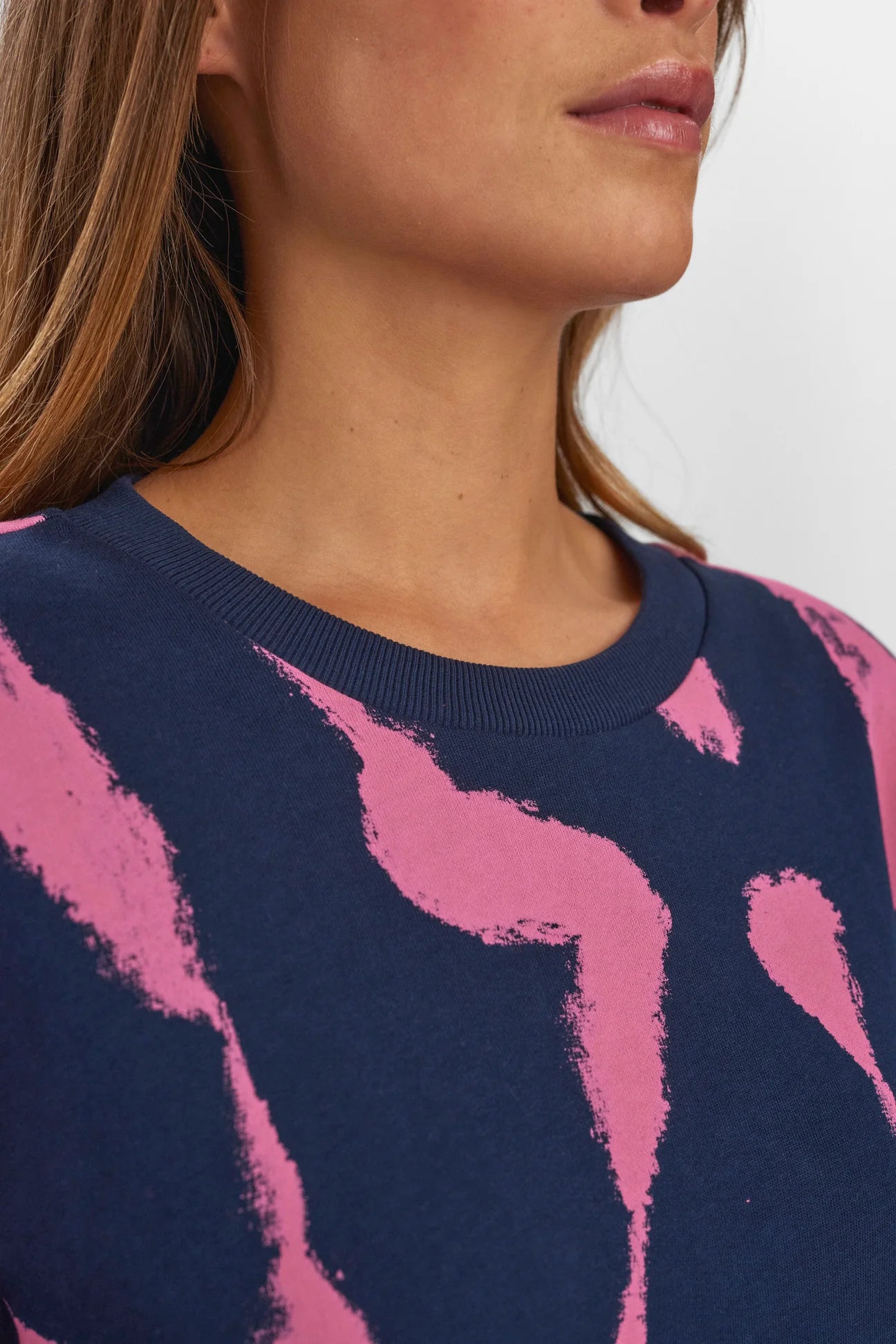 Nikola Brushstroke Pink