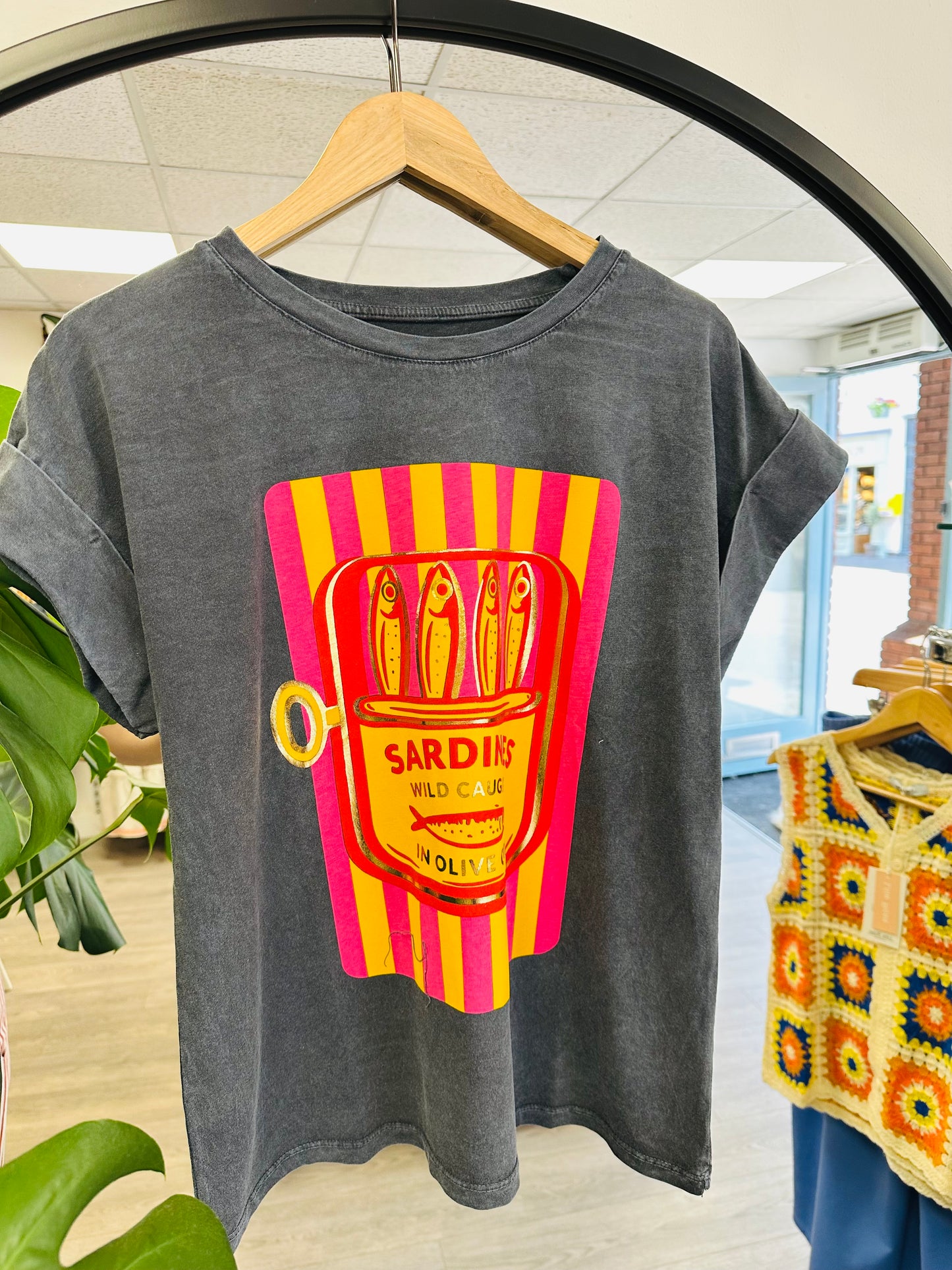 Sardines Pink Tee