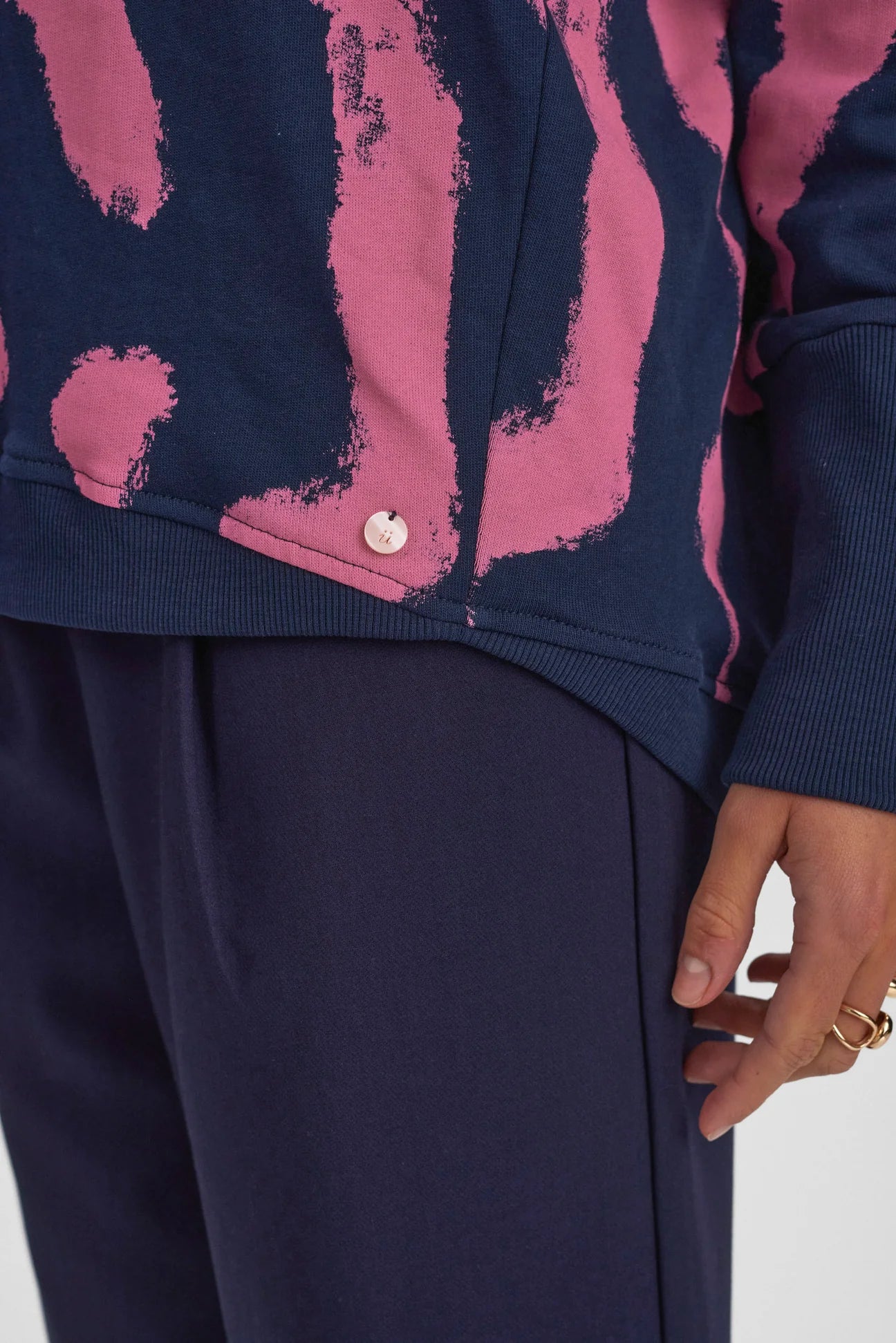 Nikola Brushstroke Pink