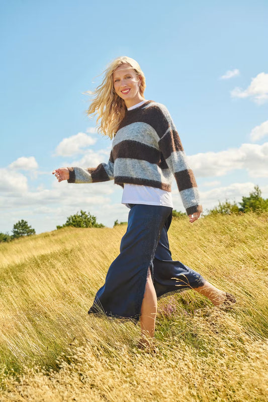 Tayzie Navy