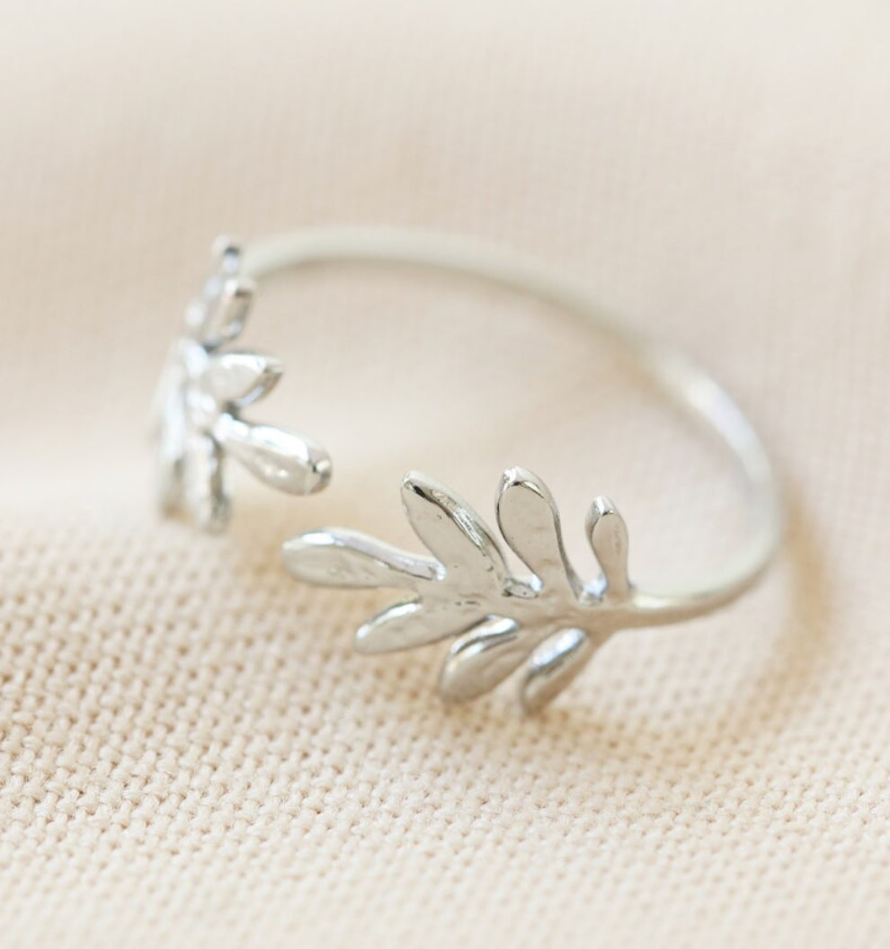 Fearn Leaf Ring