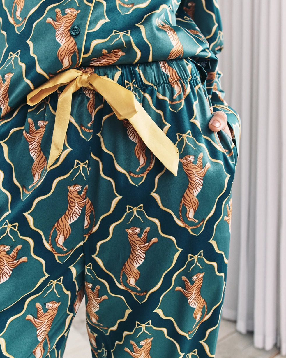 Satin Glided Tigers Pyjama