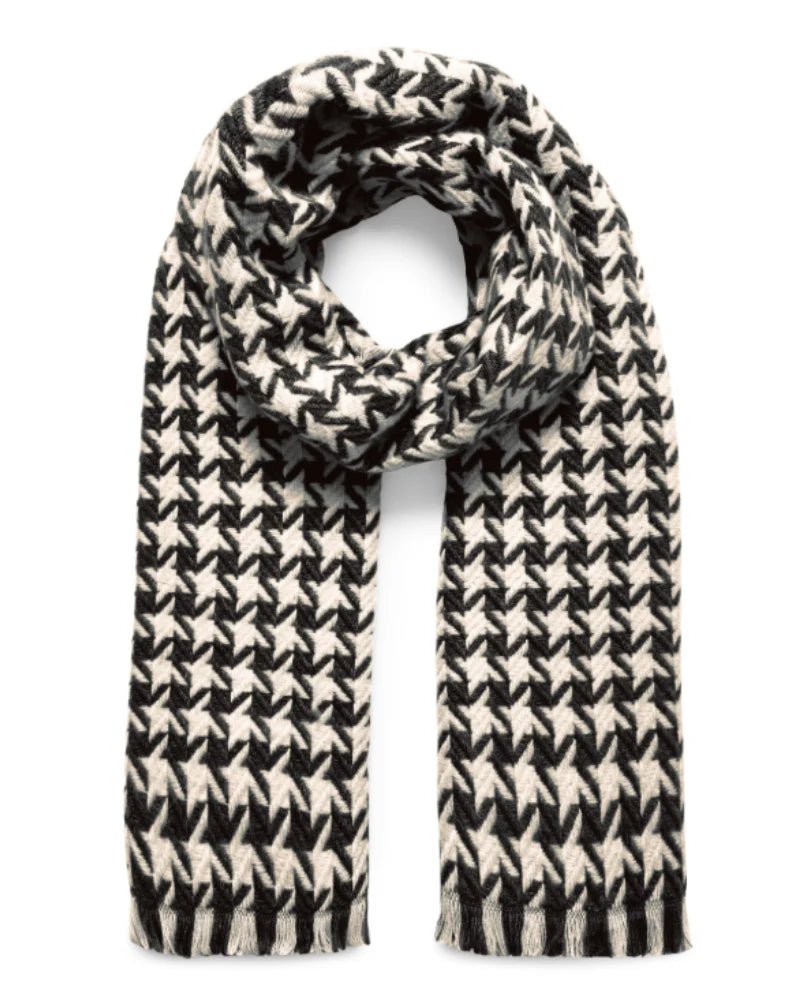 Vanjaa Scarf