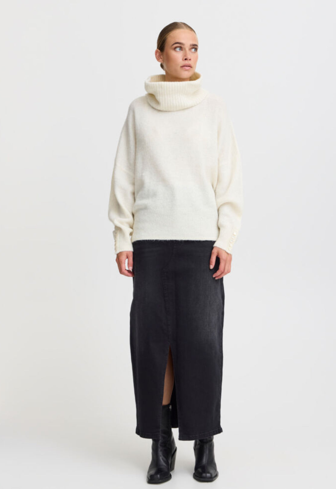 Kamara Roll Neck