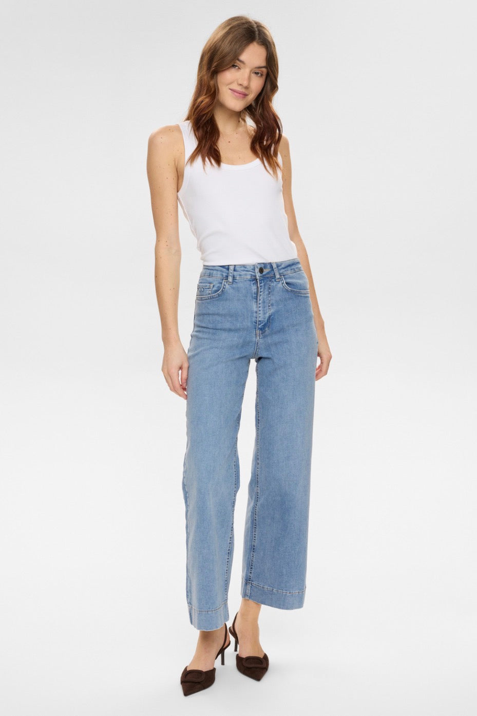 Paris Cropped Jean Light Blue - Rogue Boutique UK