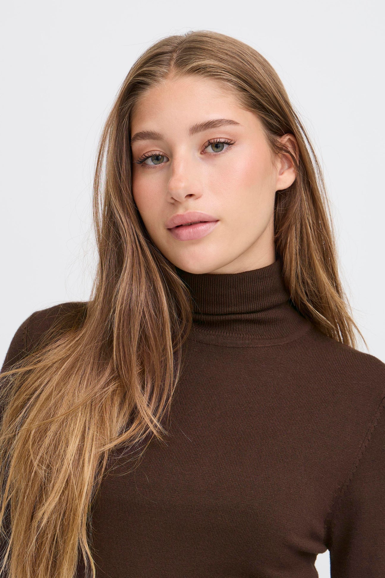Mafa Roll Neck Jumper Coffee