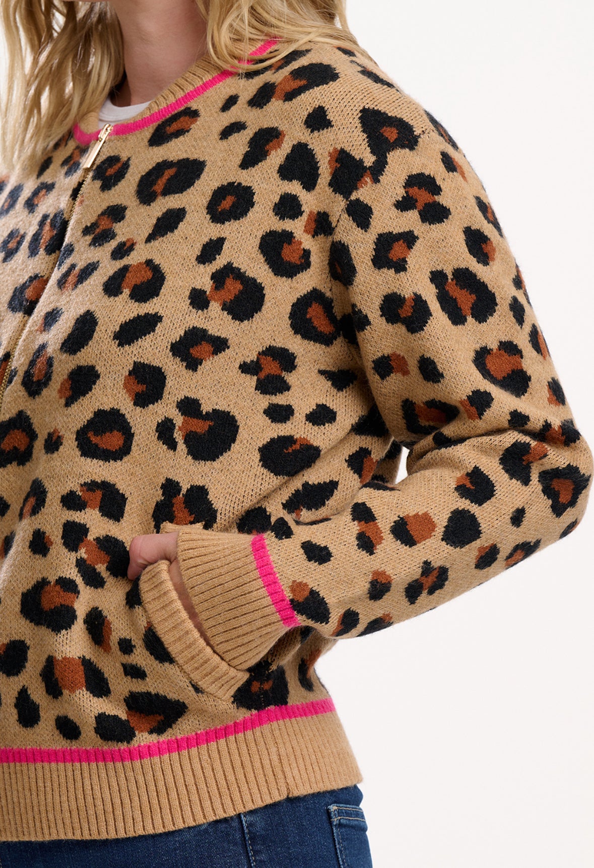 Solana Leopard Bomber