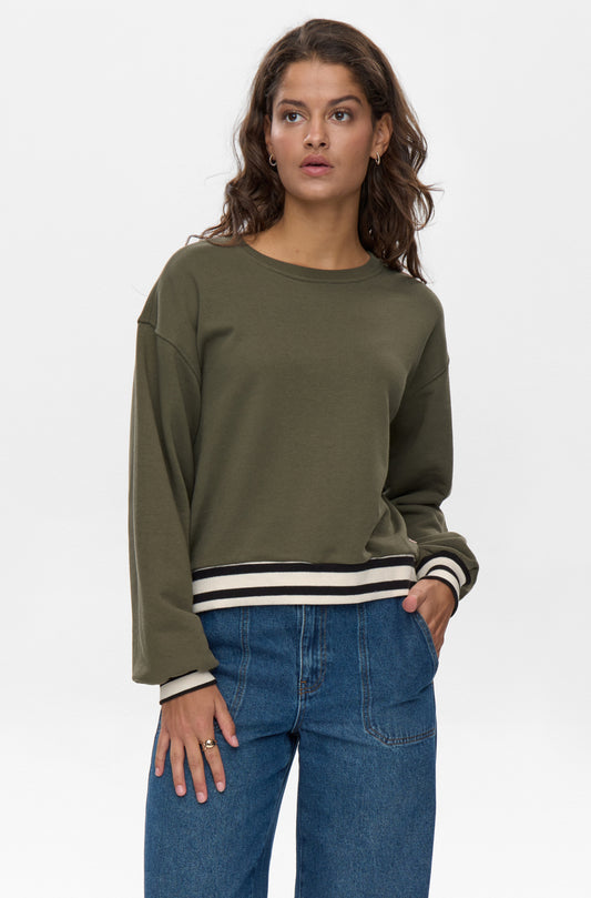 Tada Sweater