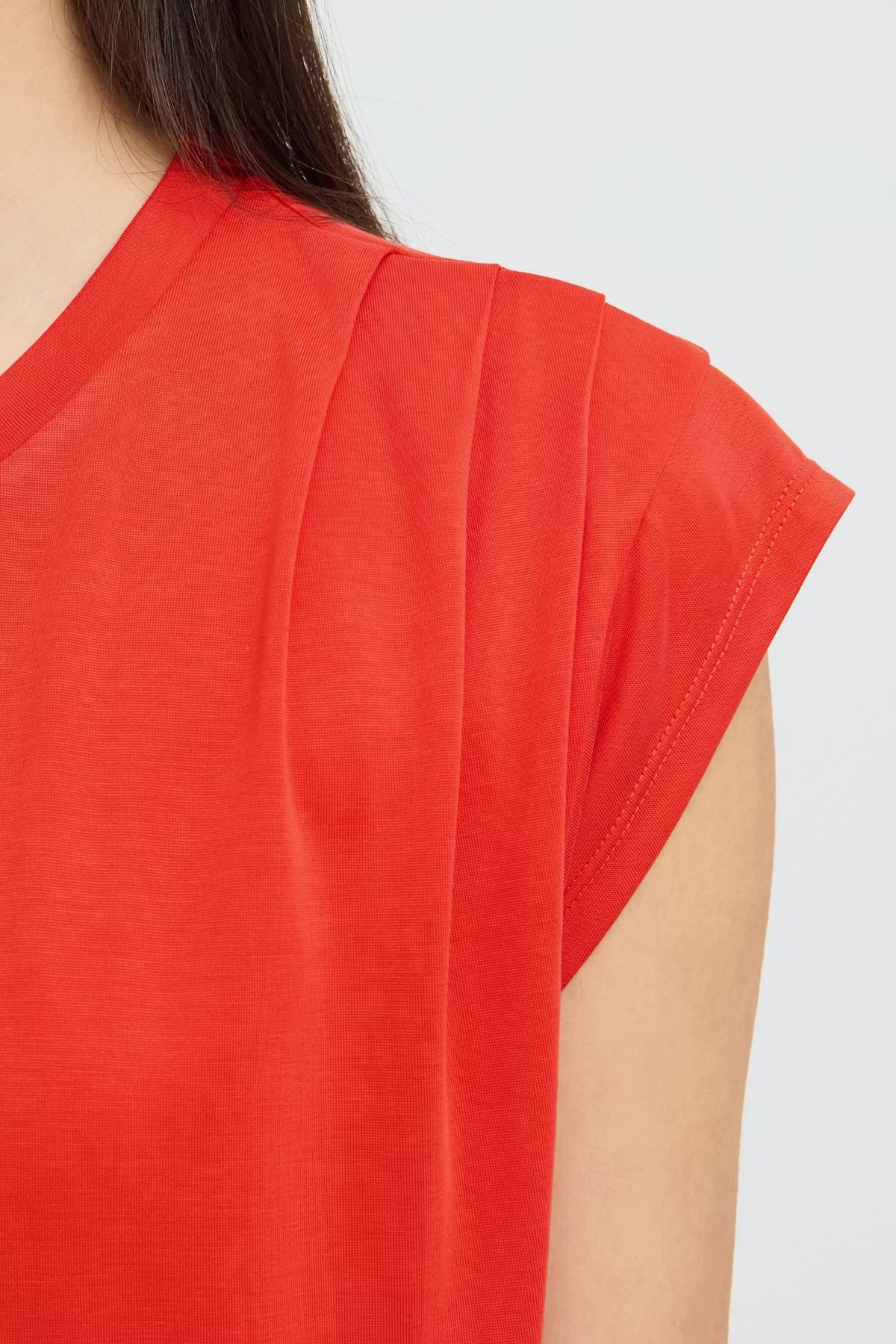 Lisken Red - Rogue Boutique UK