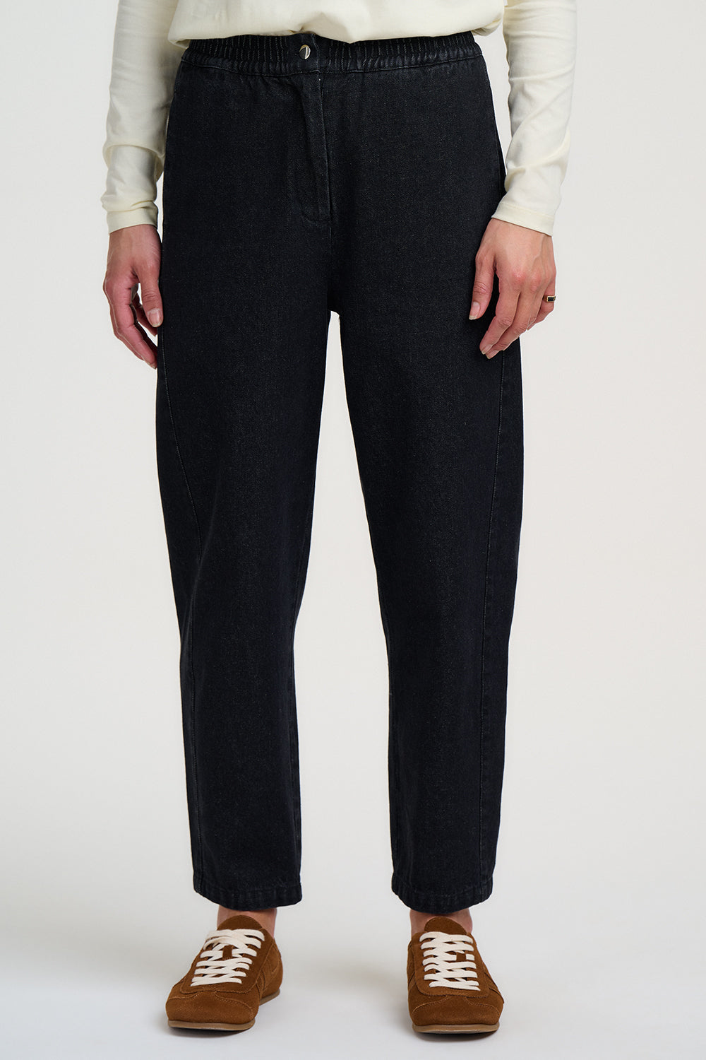 Mila Barrel Denim Trousers