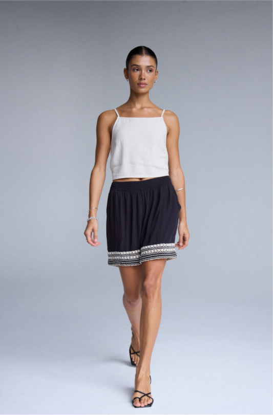 Ragni Shorts