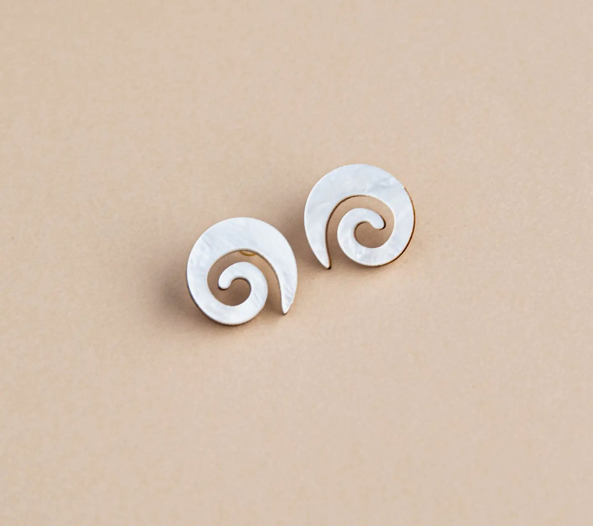 Swirl Studs
